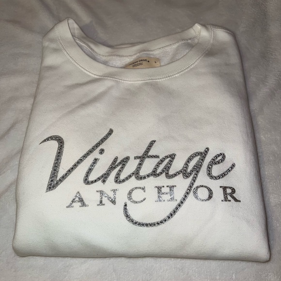 vintage anchor Tops - Vintage Anchor sweatshirt